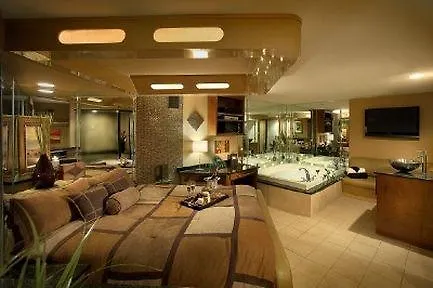 Hotel The Champagne And Luxury Willowbrook