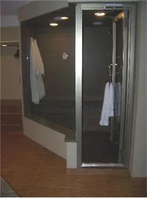The Champagne And Luxury 3* Willowbrook