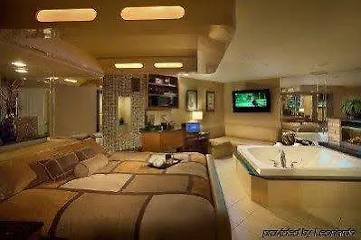Hotel The Champagne And Luxury